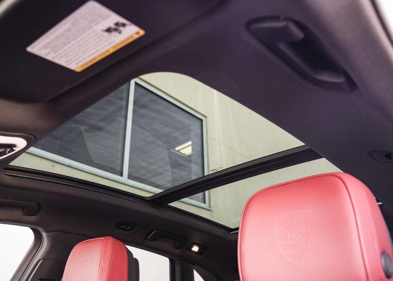 2019 Porsche Macan **S AWD**