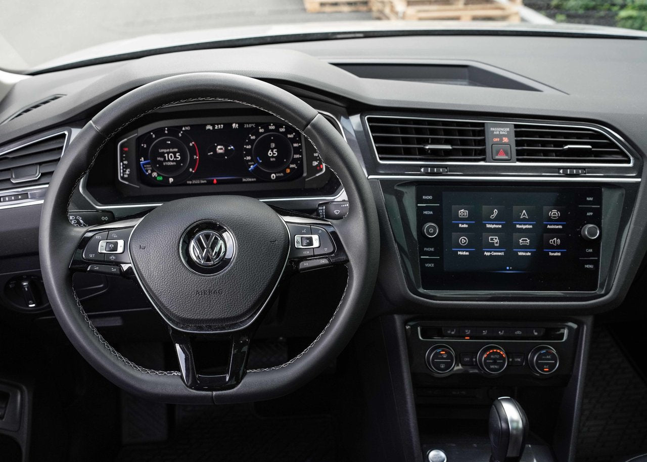 2021 Volkswagen Tiguan HIGHLINE/AWD/TOIT PANO/KEYLESS/BLINDSPOT/FENDER
