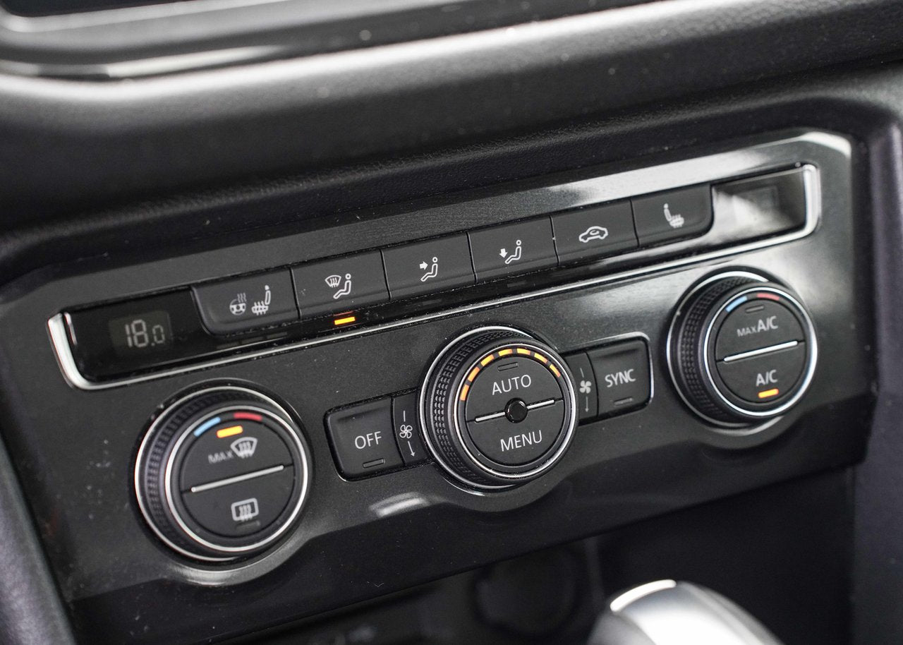 2021 Volkswagen Tiguan HIGHLINE/AWD/TOIT PANO/KEYLESS/BLINDSPOT/FENDER