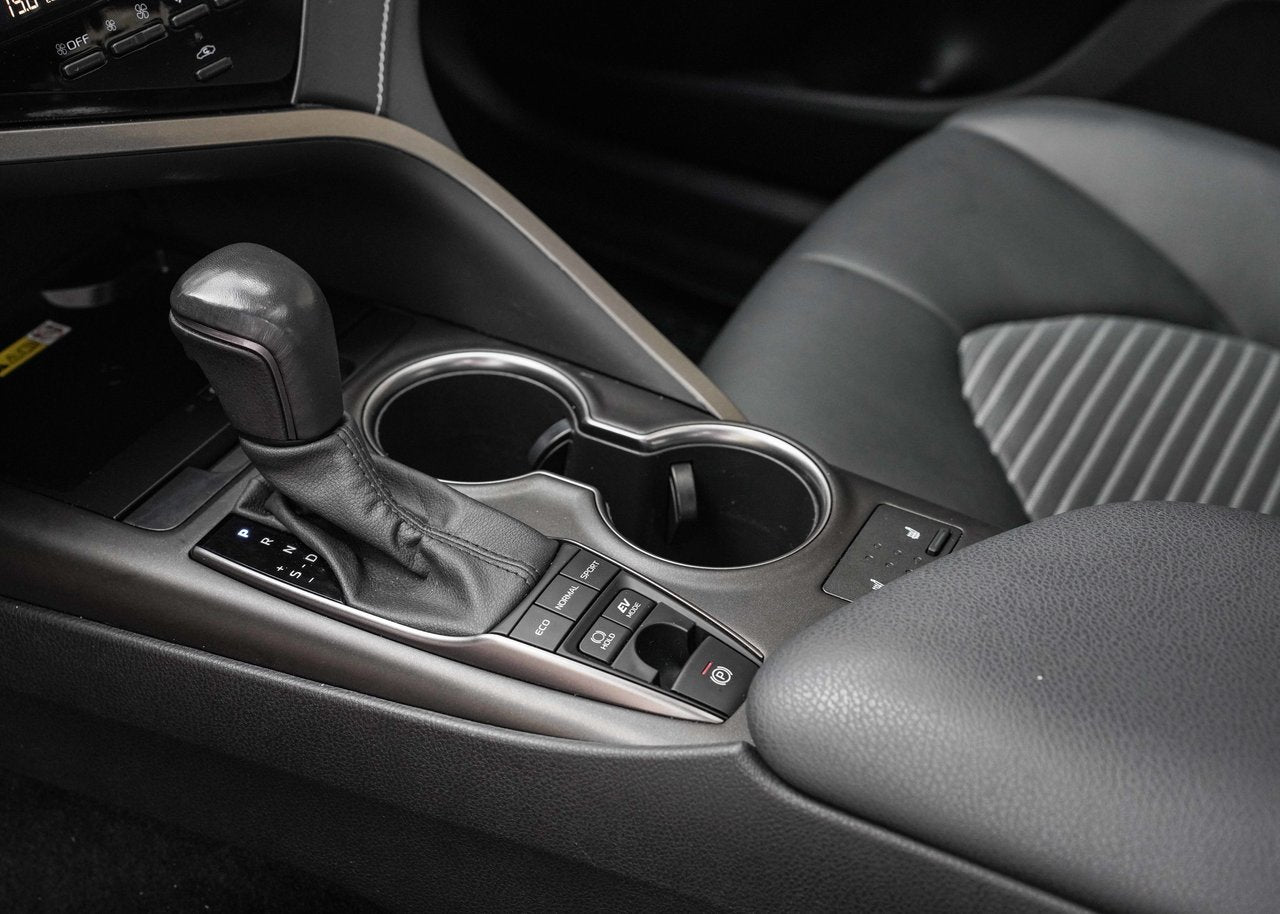 2023 Toyota Camry SE HYBRID