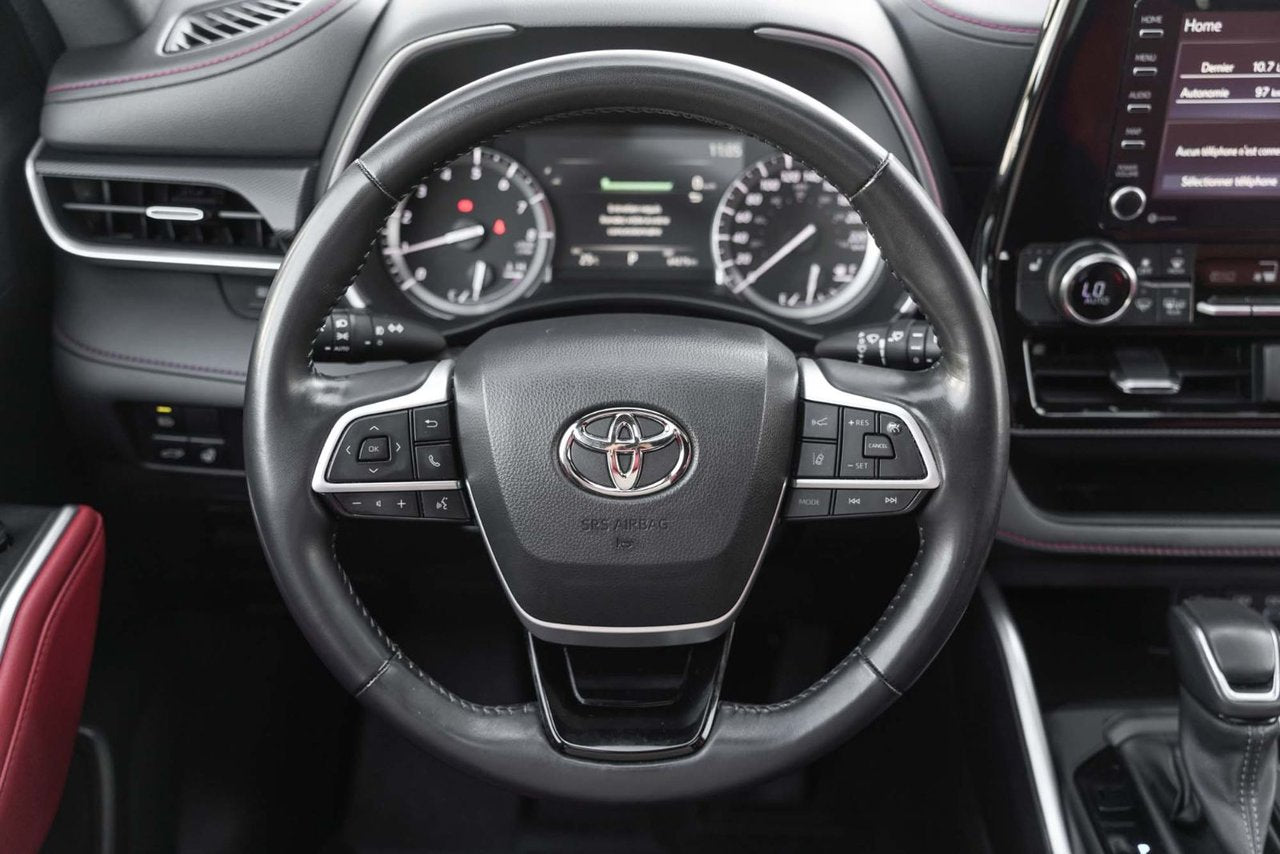 2022 Toyota Highlander XSE TOIT MAGS CUIR ROUGE CARPLAY