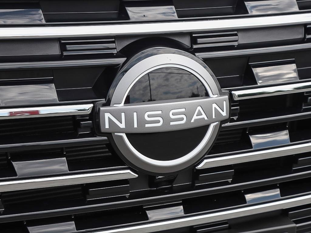 2026 Nissan Rogue SV Moonroof