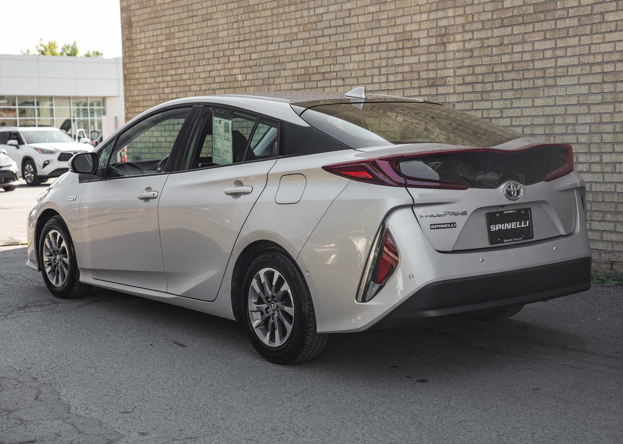 2022 Toyota PRIUS PRIME Upgrade TECH