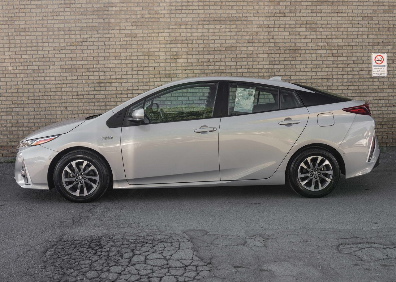 2022 Toyota PRIUS PRIME Upgrade TECH