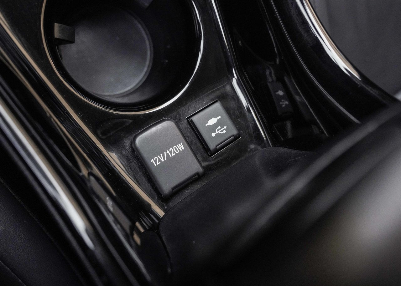 2022 Toyota PRIUS PRIME Upgrade TECH