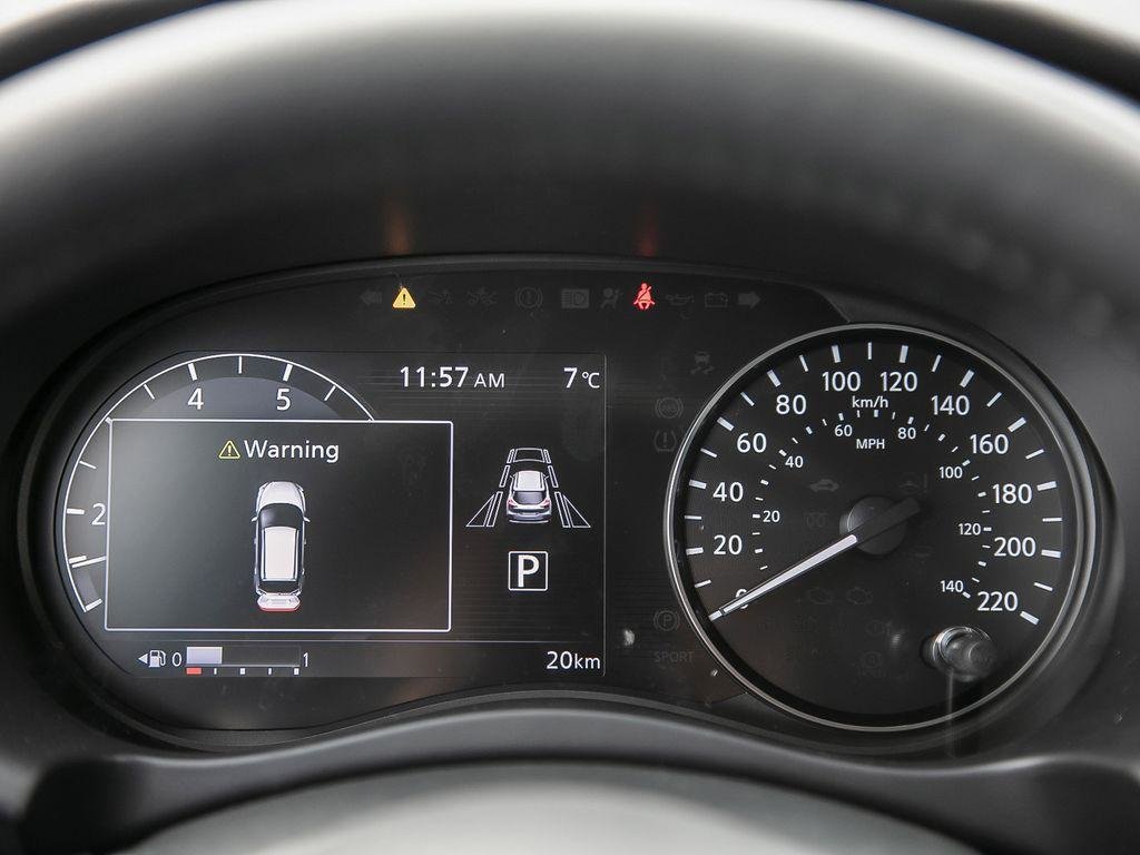 2025 Nissan Kicks Play SV