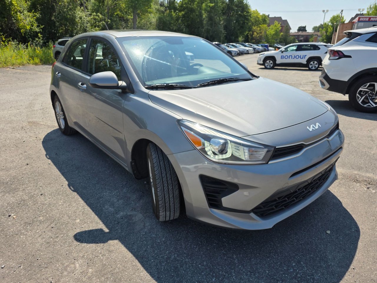 2022 Kia Rio 5-door LX +