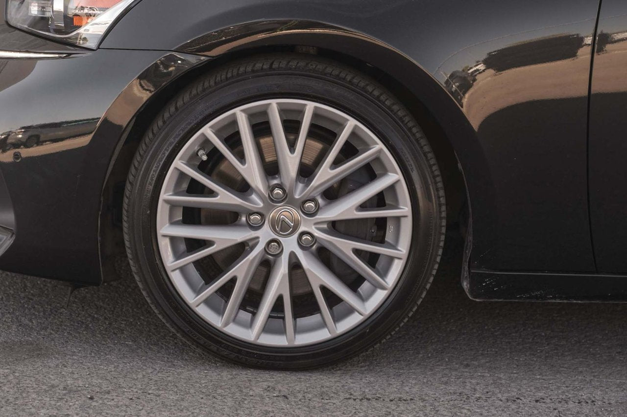 2019 Lexus IS 300 LUXURY BAS KM AWD NAVI TOIT