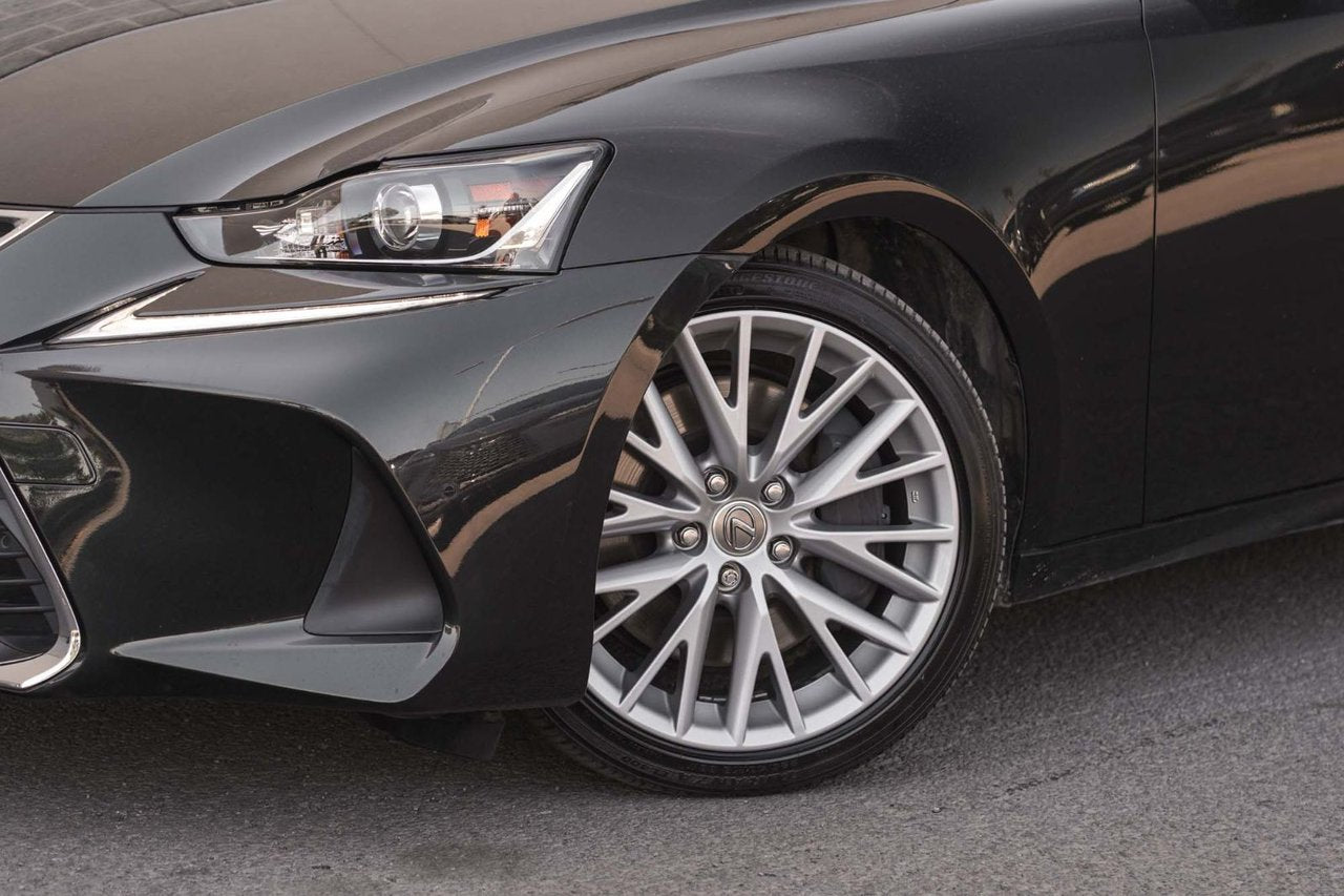 2019 Lexus IS 300 LUXURY BAS KM AWD NAVI TOIT