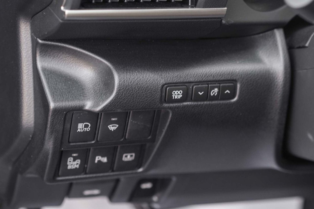 2019 Lexus IS 300 LUXURY BAS KM AWD NAVI TOIT