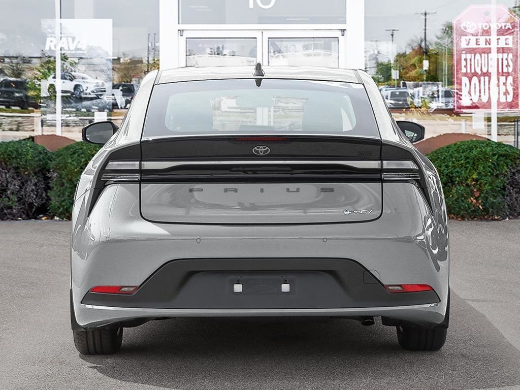 2026 Toyota Prius Plug-in Hybrid SE