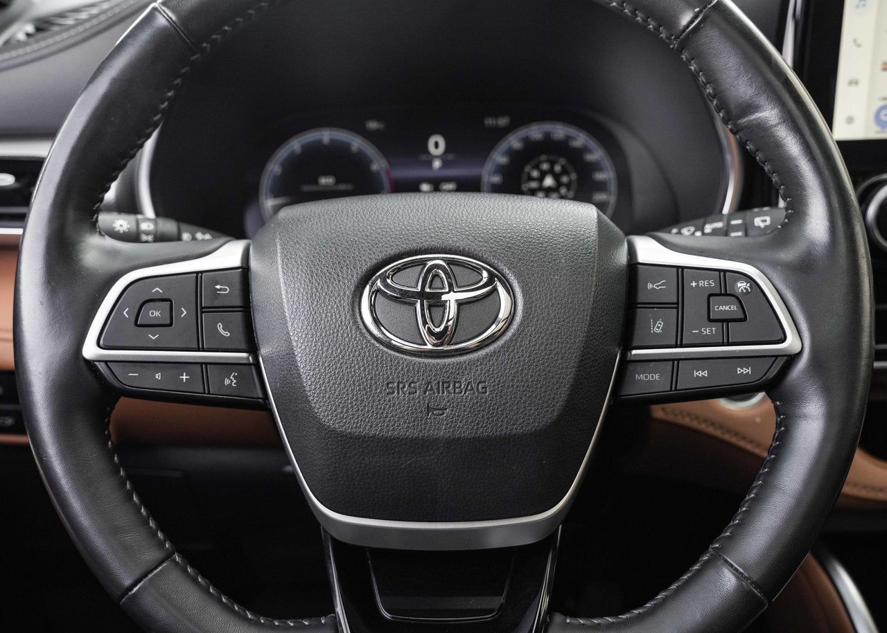 2024 Toyota Highlander LIMITED PLATINUM