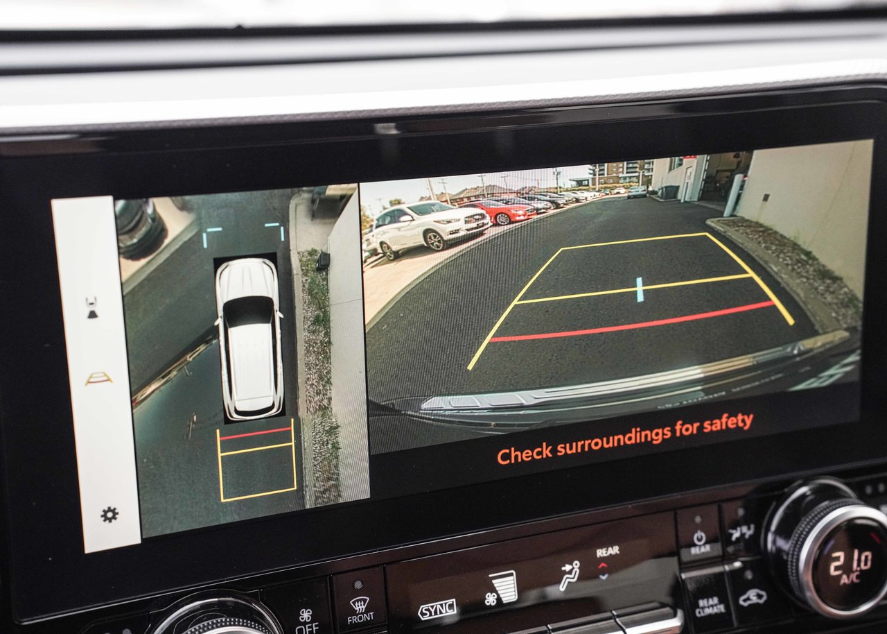 2024 Toyota Highlander LIMITED PLATINUM