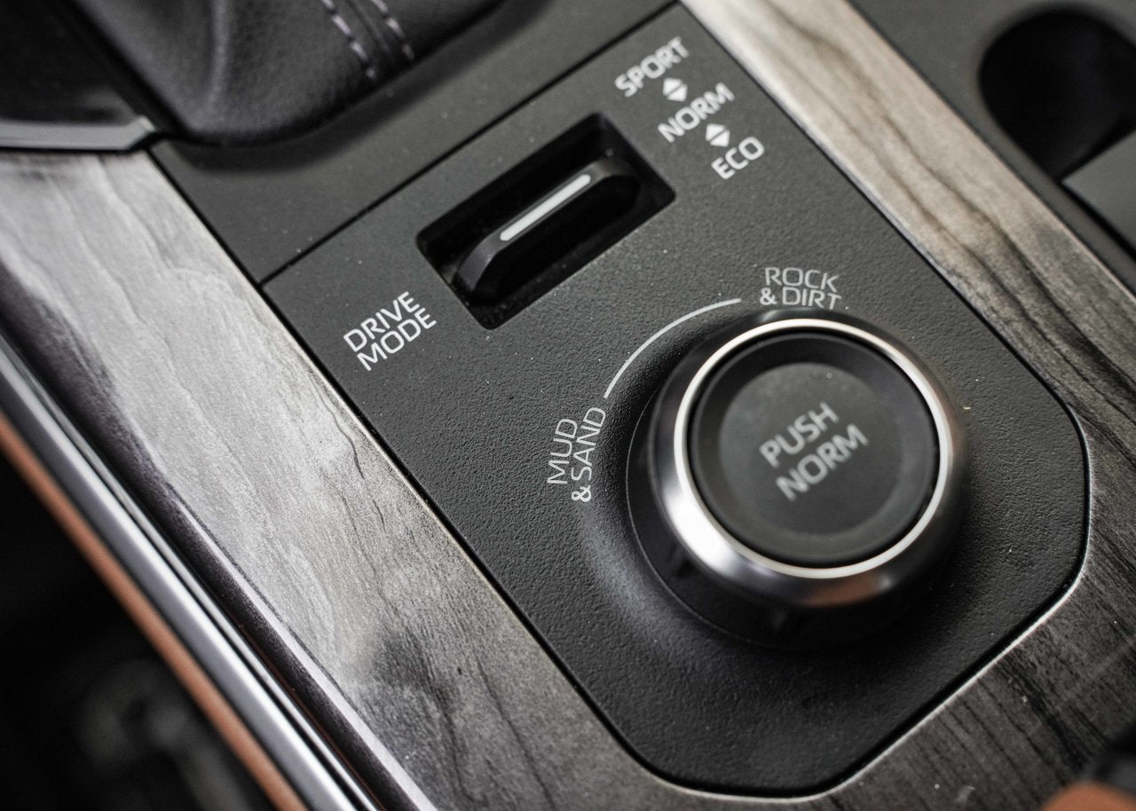 2024 Toyota Highlander LIMITED PLATINUM