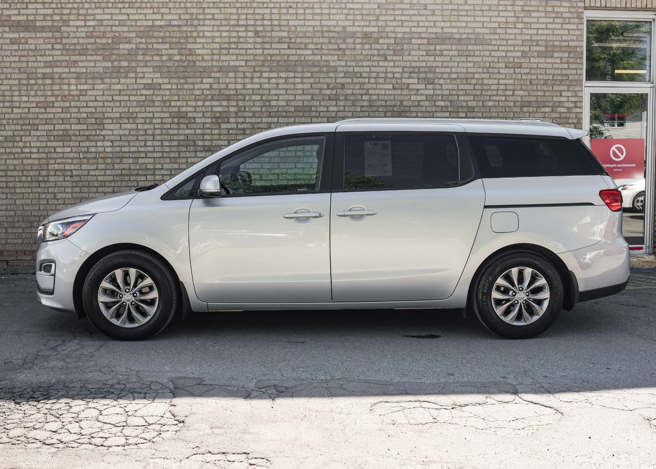 2020 Kia Sedona LX
