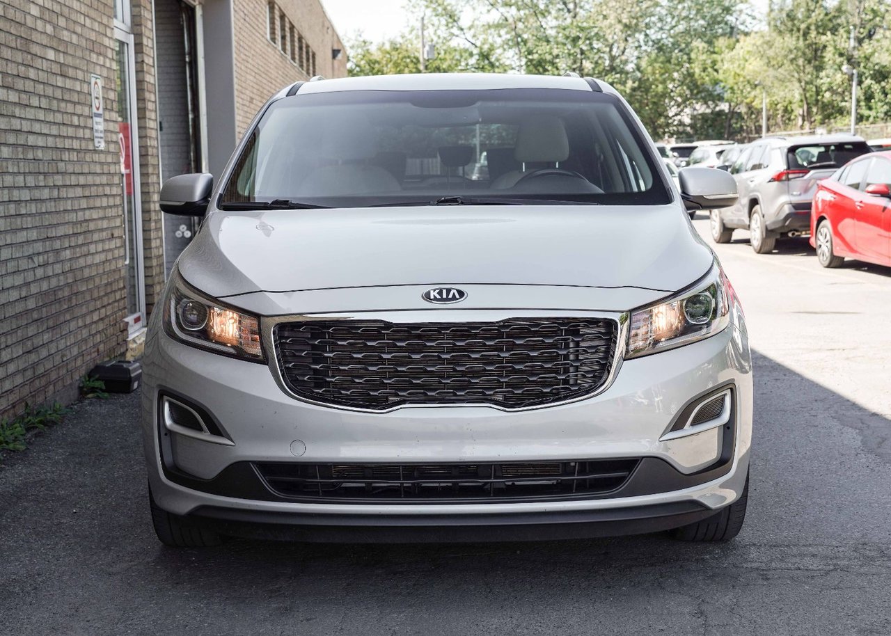 2020 Kia Sedona LX