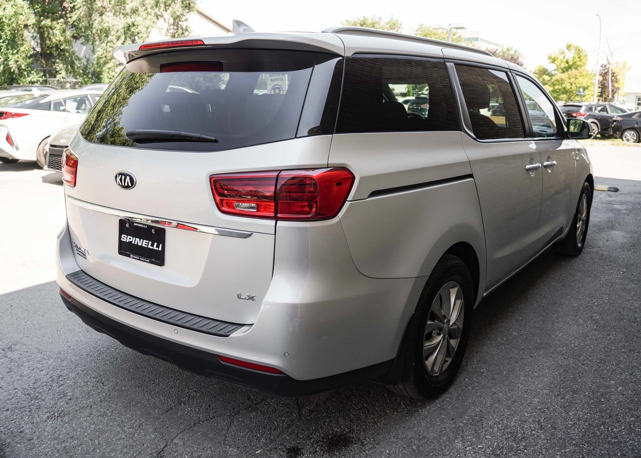 2020 Kia Sedona LX