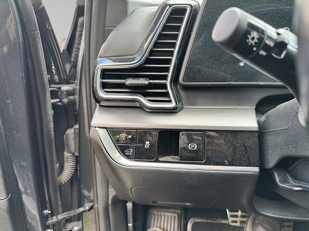 2023 Kia Sportage Ex Premium Red Interior