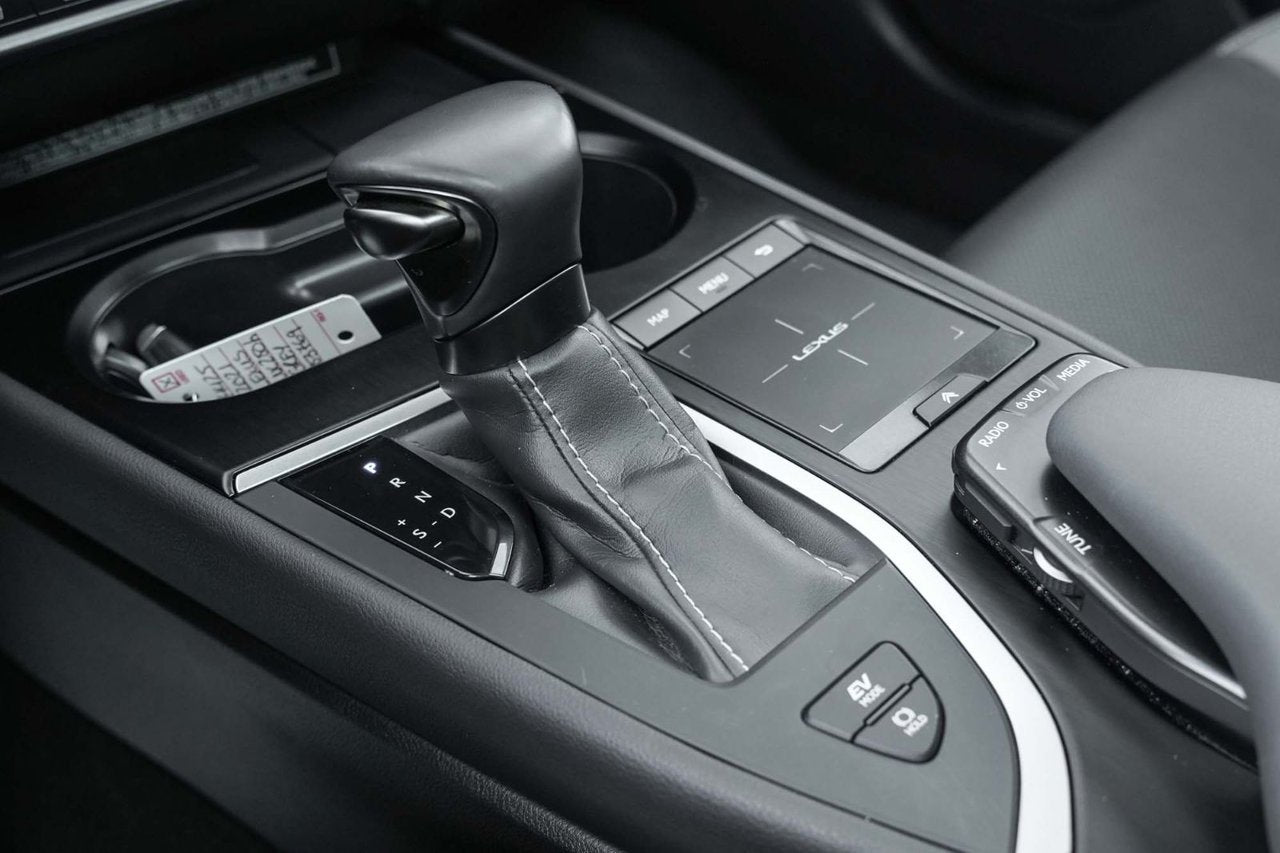 2021 Lexus UX 250h LUXURY BAS KM TOIT MAGS HUD SENSORS