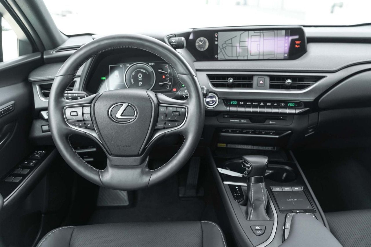 2021 Lexus UX 250h LUXURY BAS KM TOIT MAGS HUD SENSORS