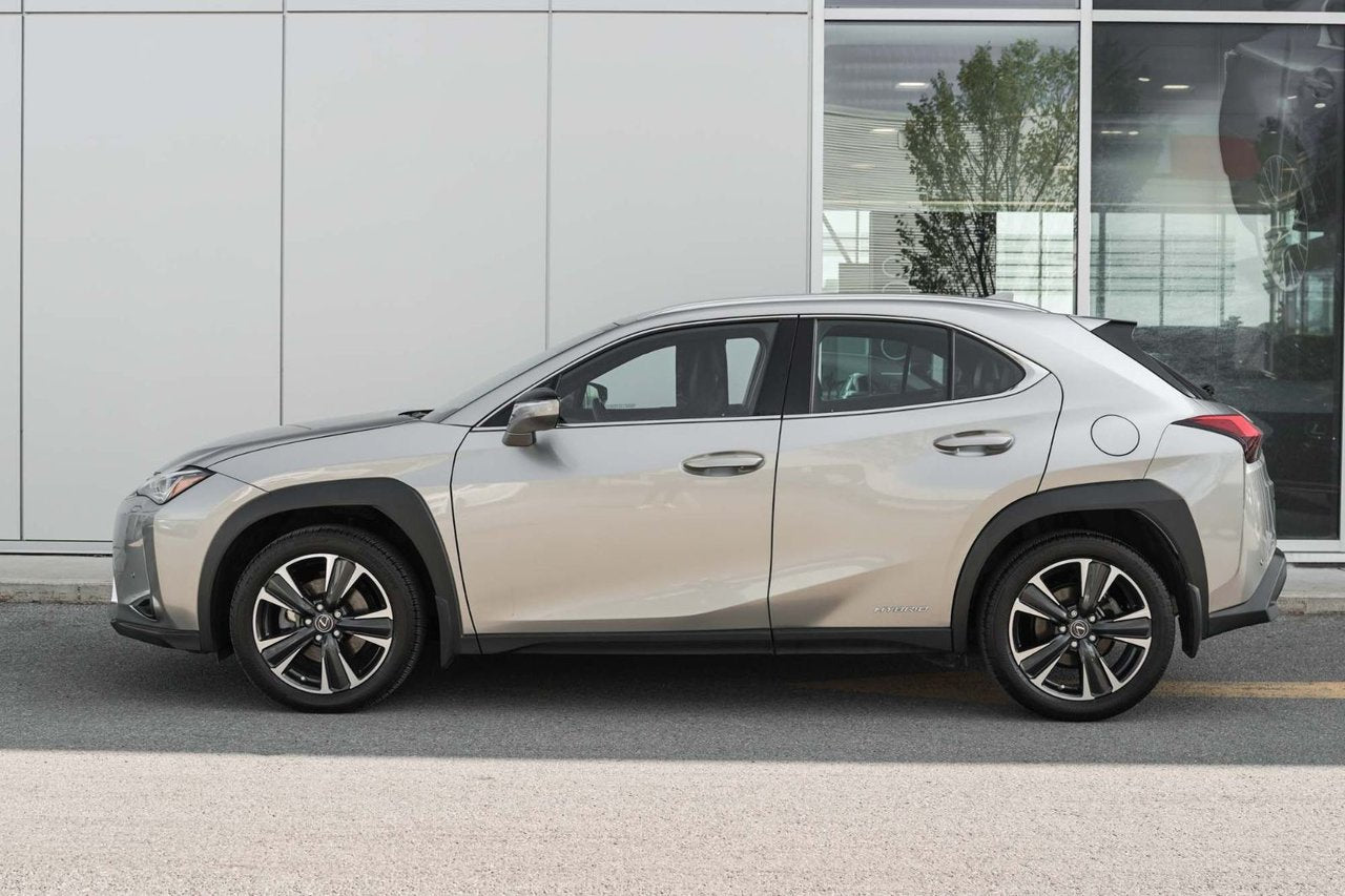 2021 Lexus UX 250h LUXURY BAS KM TOIT MAGS HUD SENSORS
