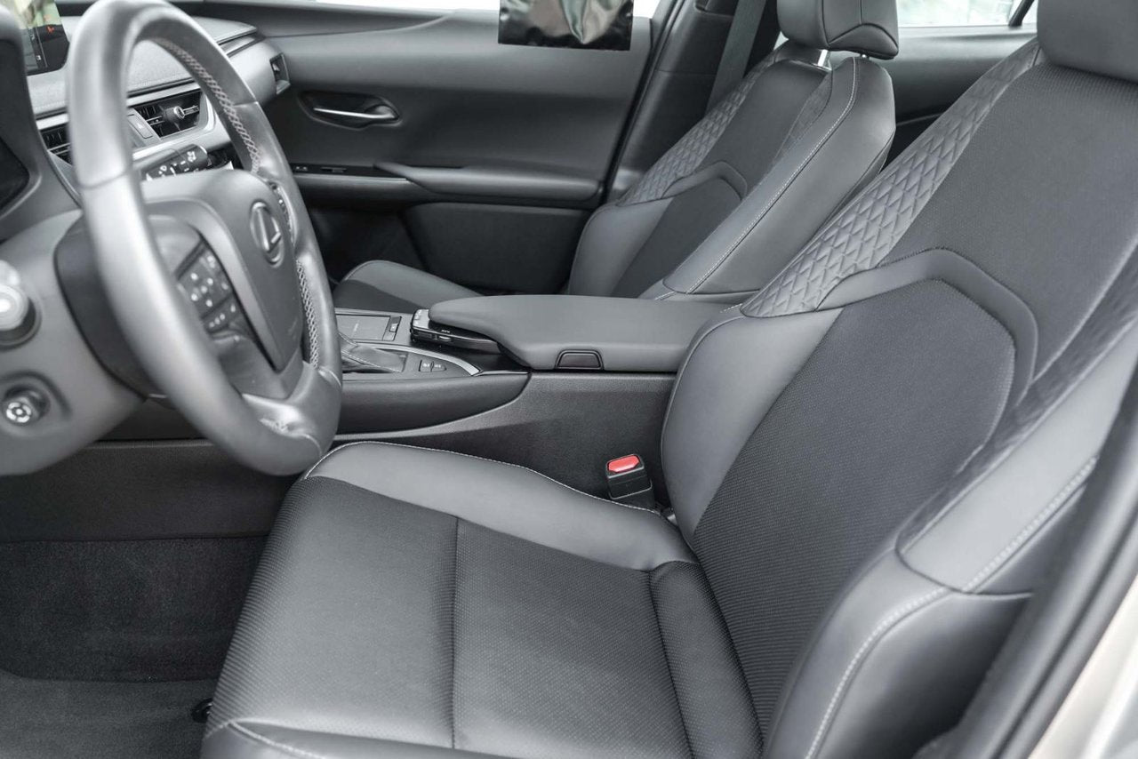 2021 Lexus UX 250h LUXURY BAS KM TOIT MAGS HUD SENSORS