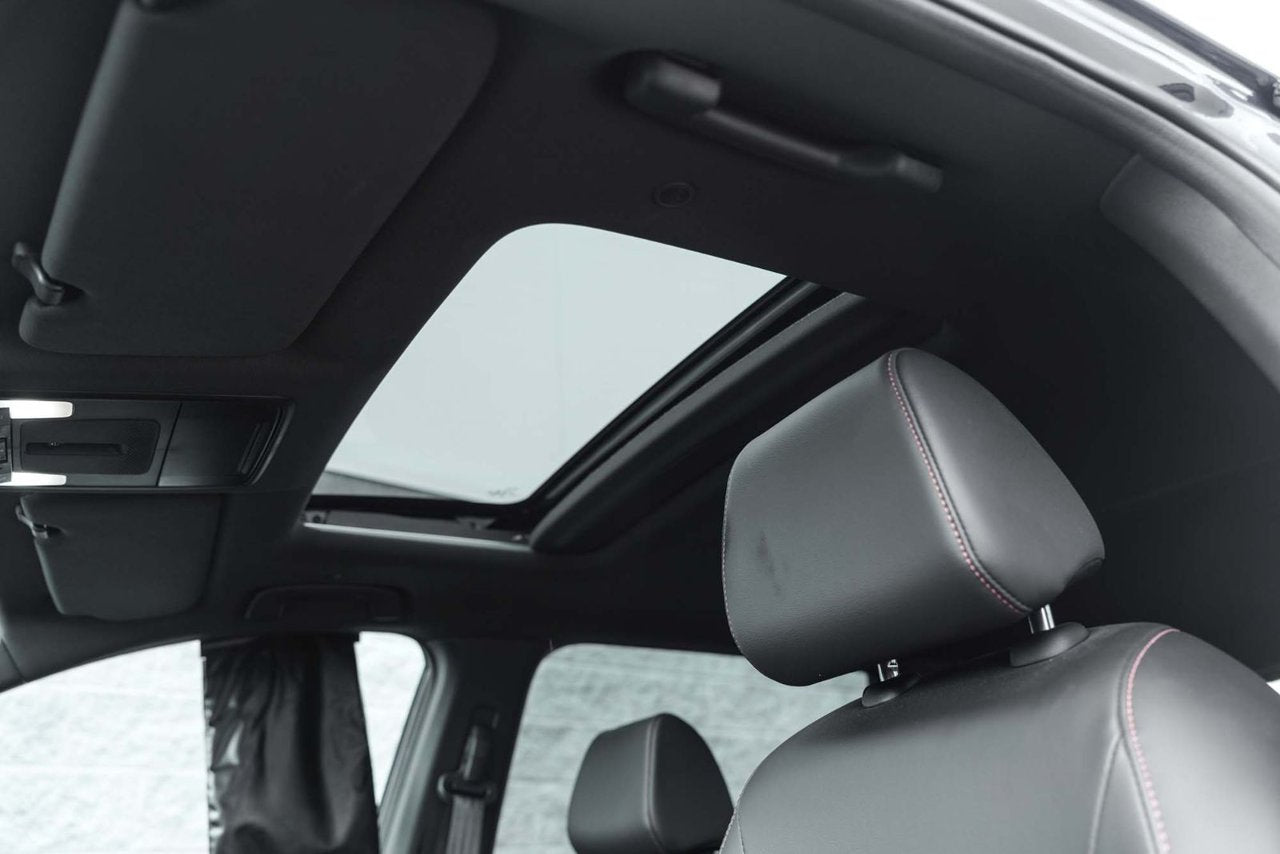 2023 Honda CR-V HYBRID Touring **BAS KM**LOW KM**