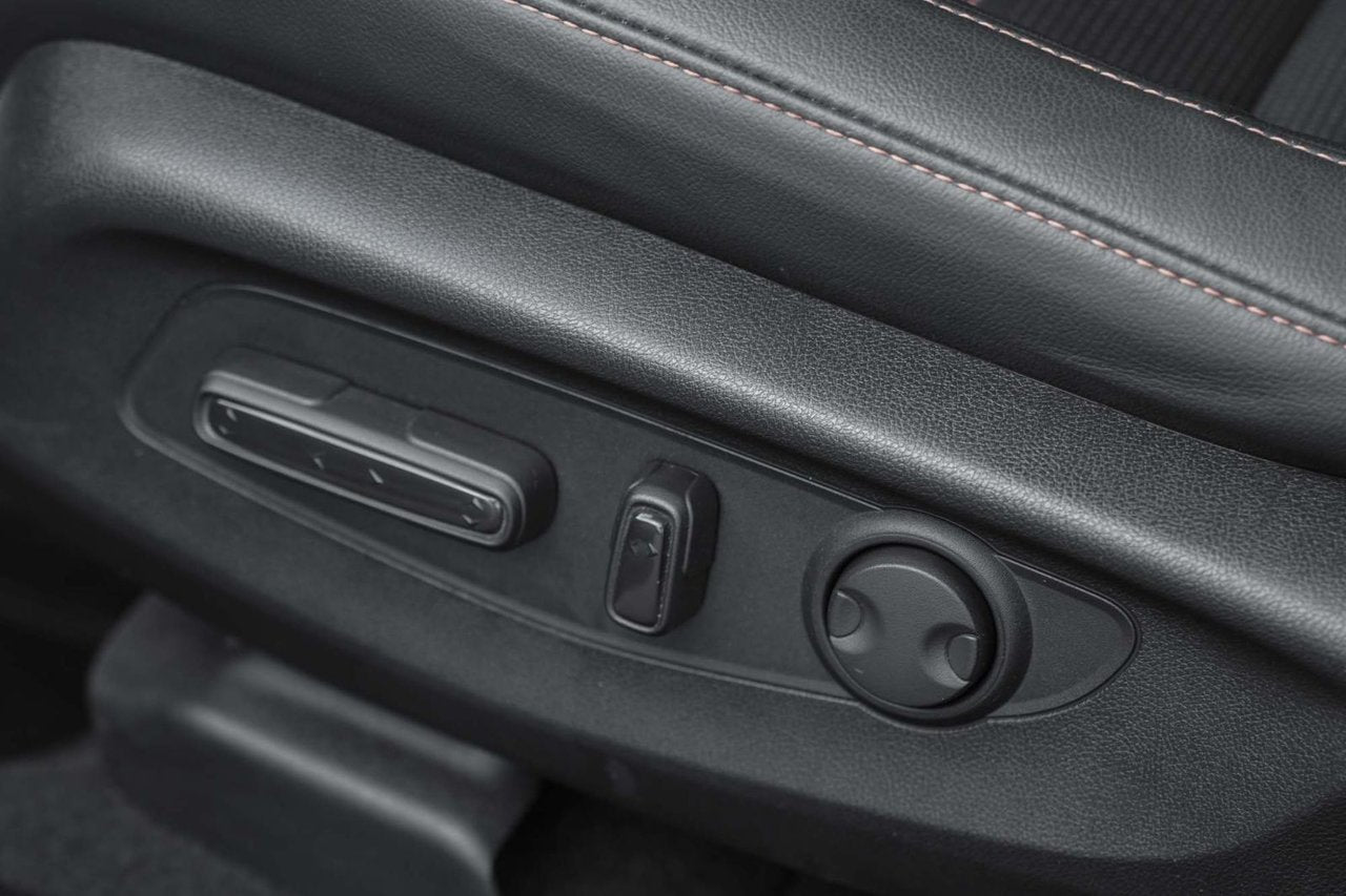 2023 Honda CR-V HYBRID Touring **BAS KM**LOW KM**