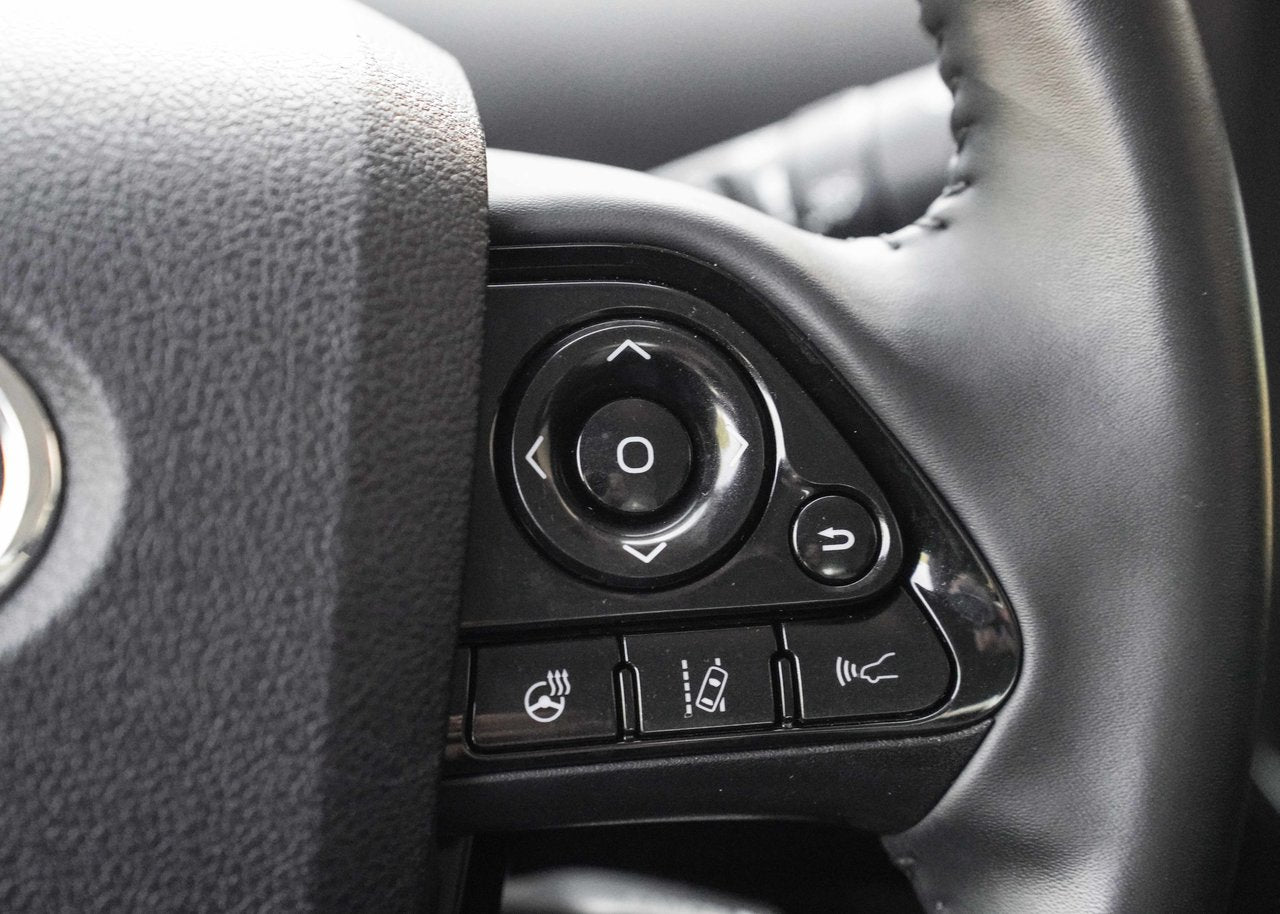 2022 Toyota PRIUS PRIME BASE