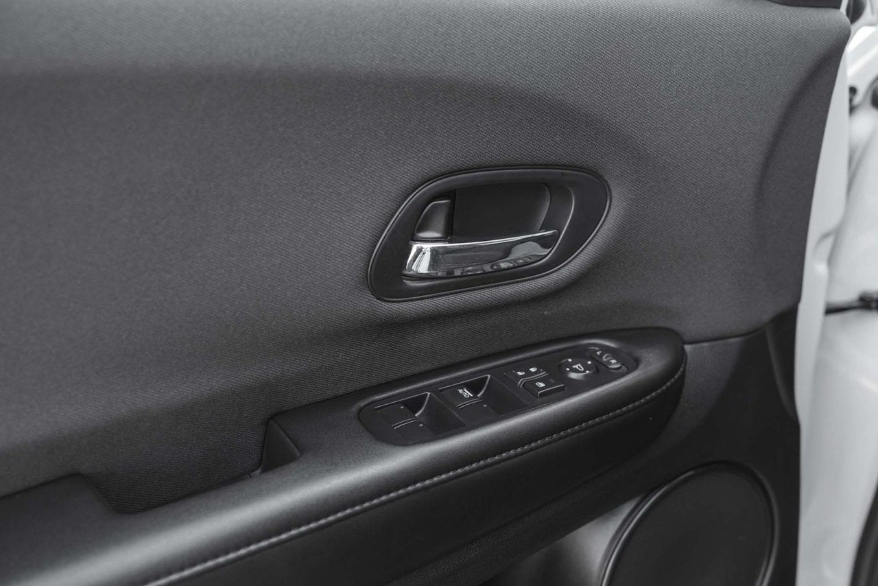 2022 Honda HR-V LX AUTO AC MAGS CARPLAY