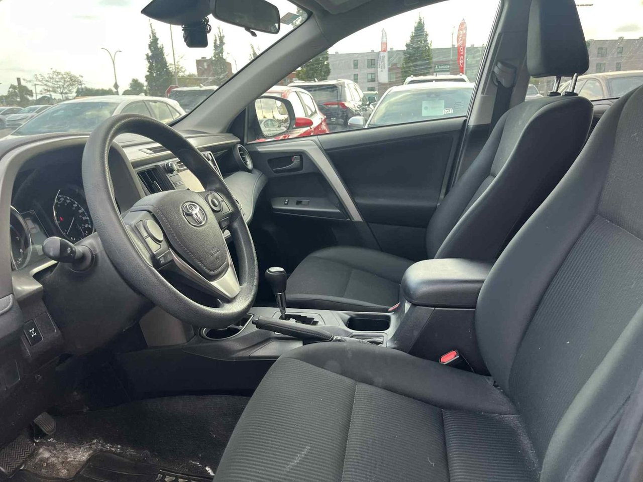 2018 Toyota RAV4 LE AWD