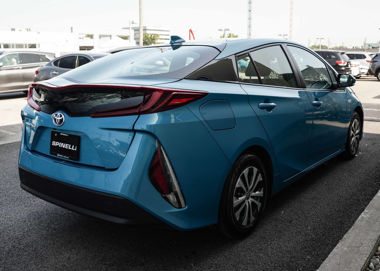 2021 Toyota PRIUS PRIME HYBRID BRANCHABLE