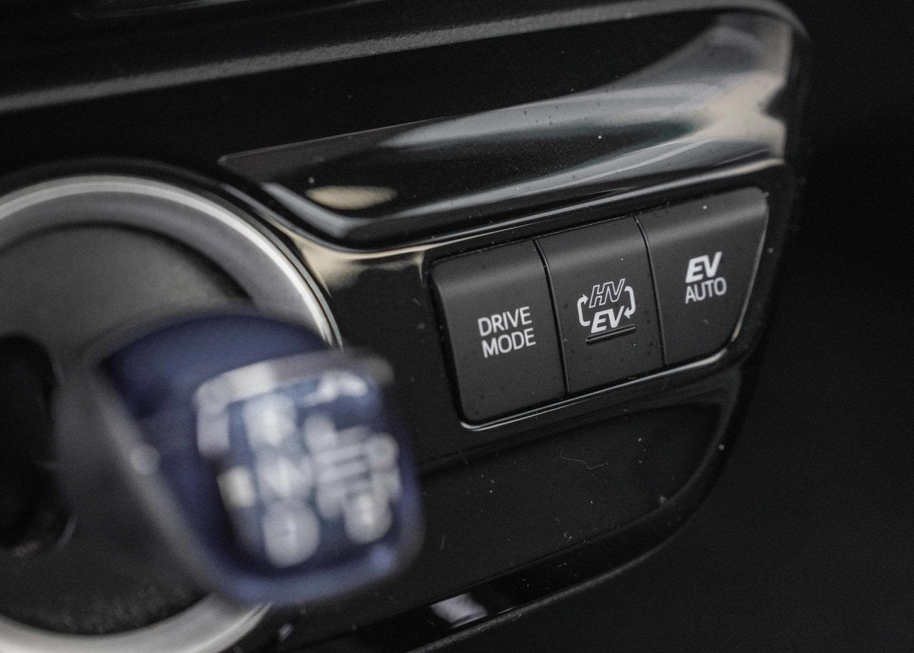 2021 Toyota PRIUS PRIME HYBRID BRANCHABLE