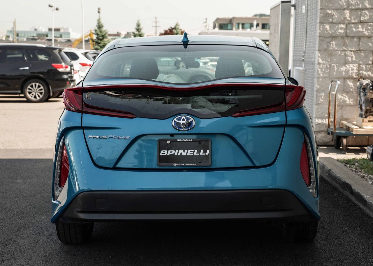 2021 Toyota PRIUS PRIME HYBRID BRANCHABLE