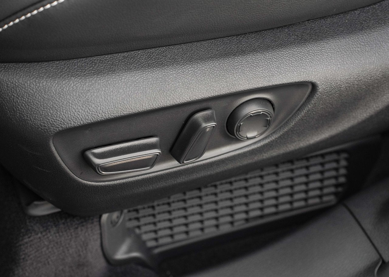 2025 Toyota Sienna XSE TECH