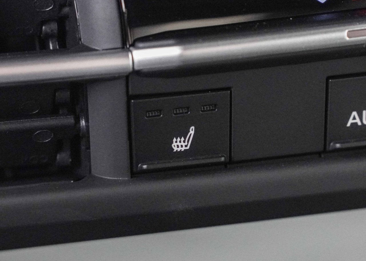 2025 Toyota Sienna XSE TECH