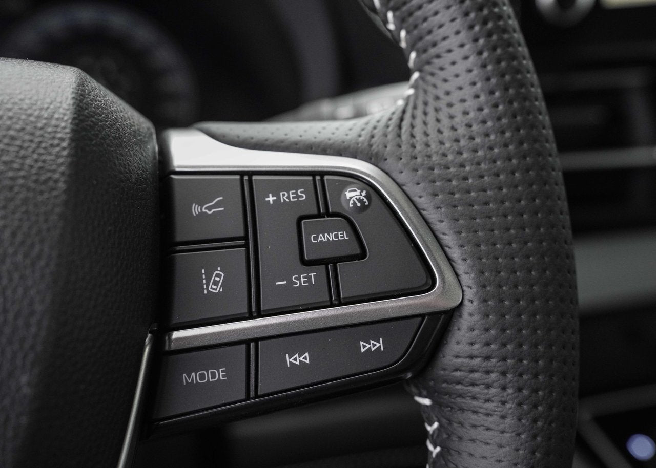 2025 Toyota Sienna XSE TECH