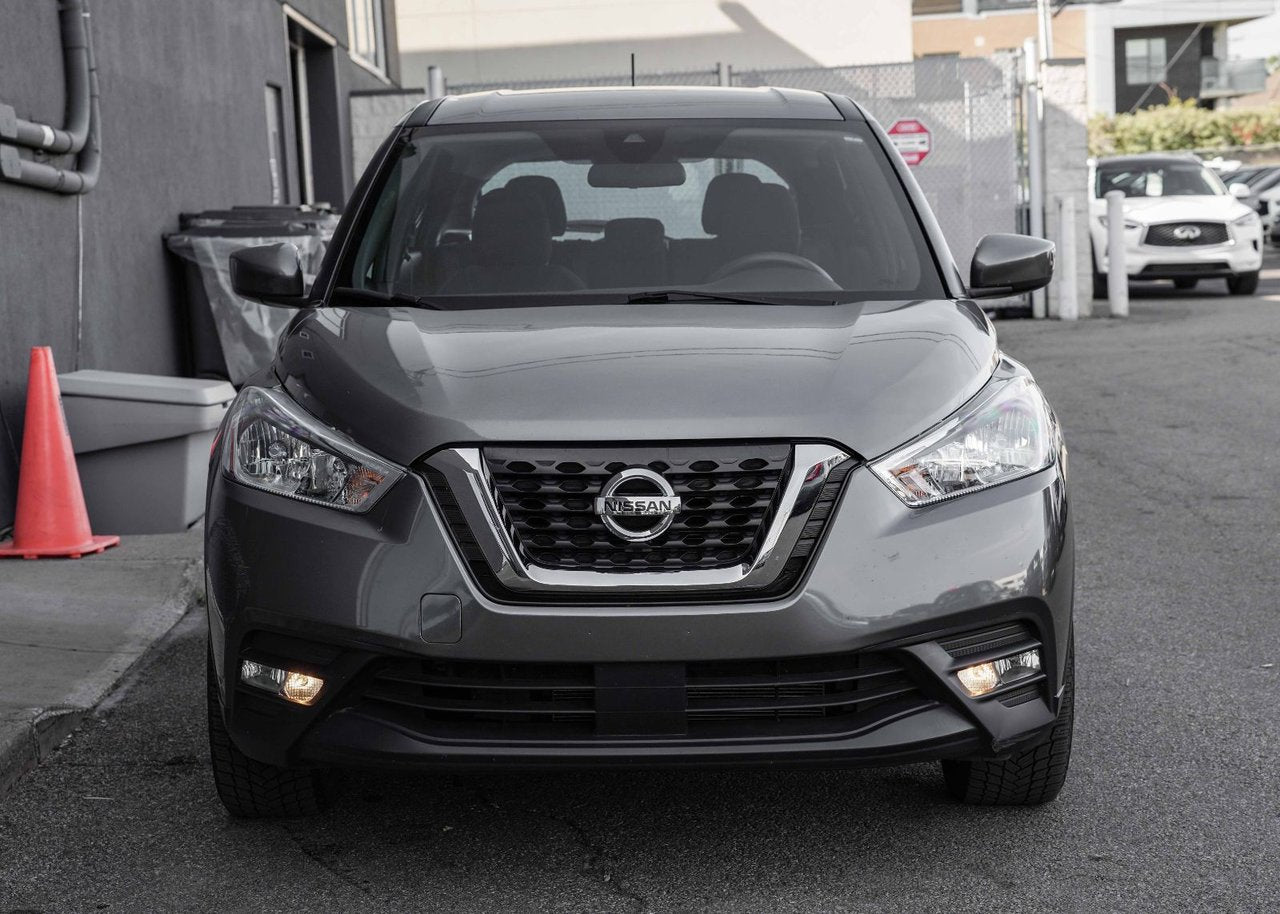 2020 Nissan Kicks SV FWD