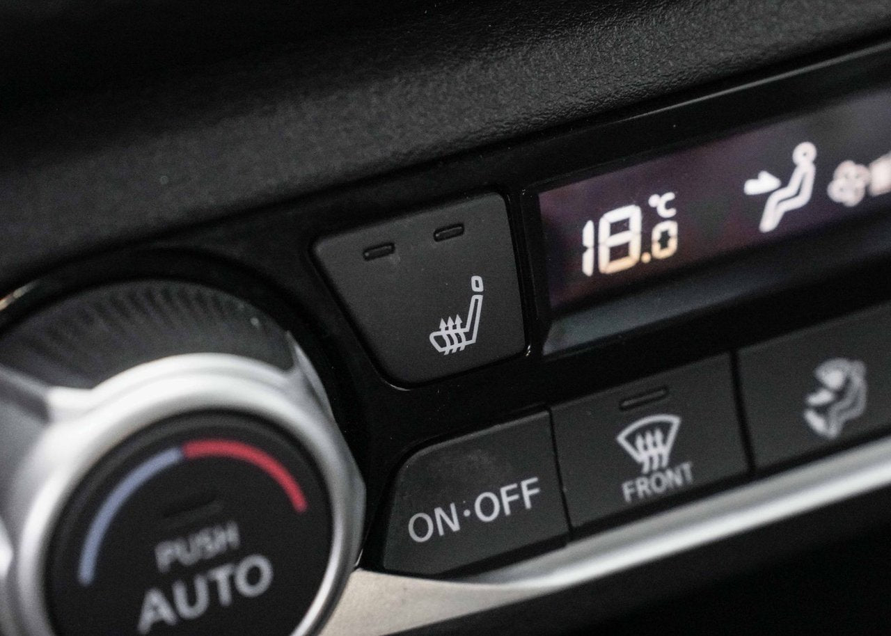 2020 Nissan Kicks SV FWD