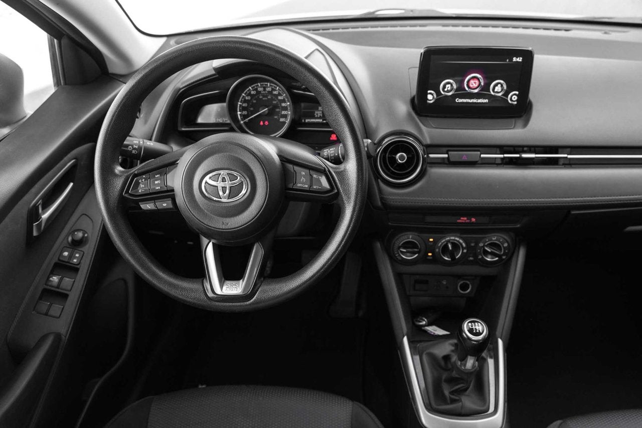 2020 Toyota Yaris Hatchback XLE