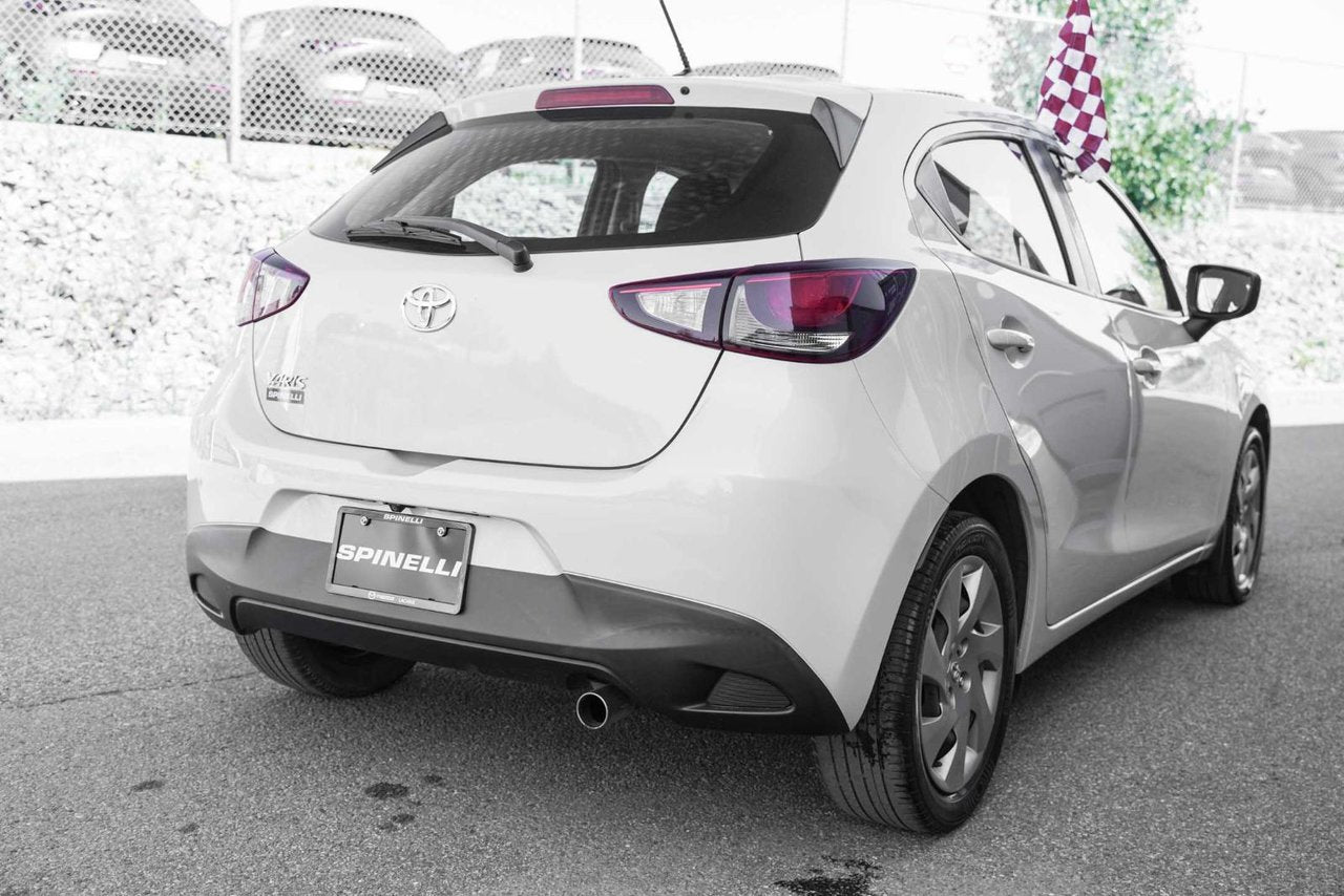 2020 Toyota Yaris Hatchback XLE