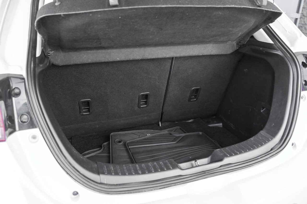 2020 Toyota Yaris Hatchback XLE