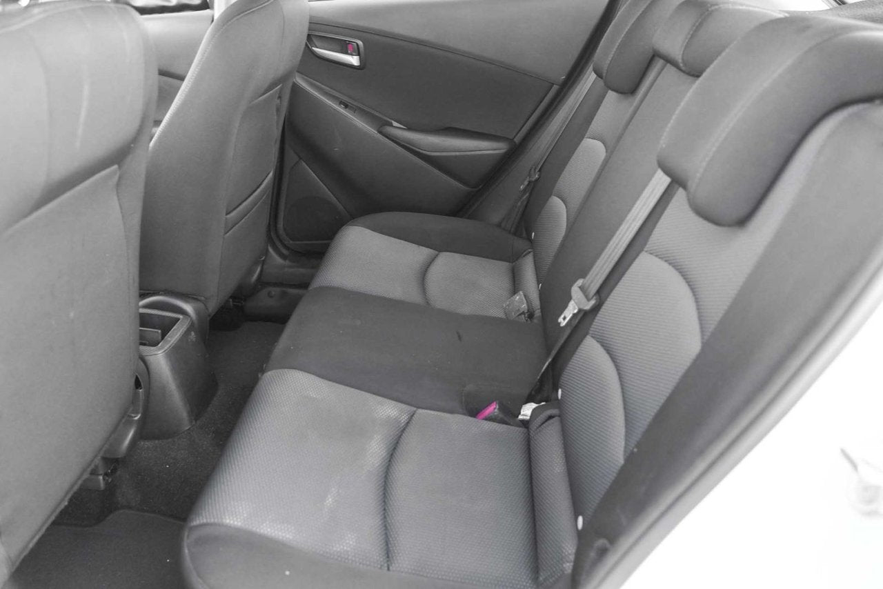 2020 Toyota Yaris Hatchback XLE