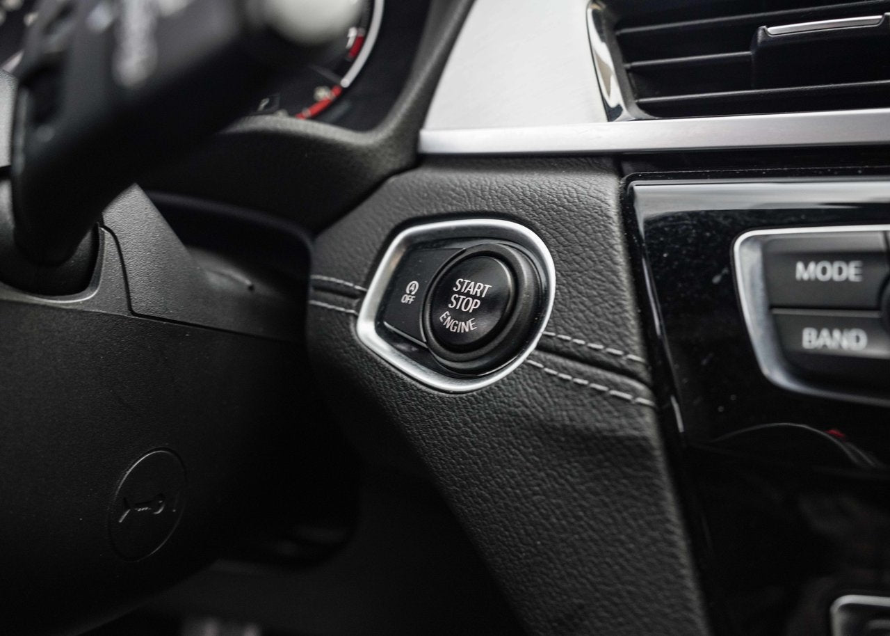 2021 BMW X1 ** xDrive28i **