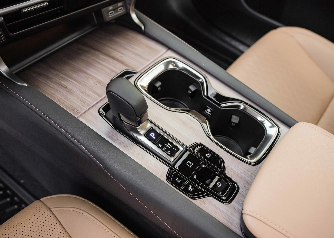 2025 Lexus RX RX 350h, ULTRA-LUXE