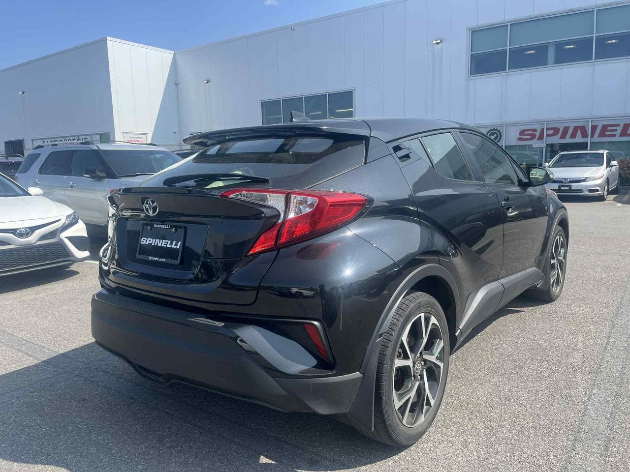 2021 Toyota C-HR XLE PREMIUM