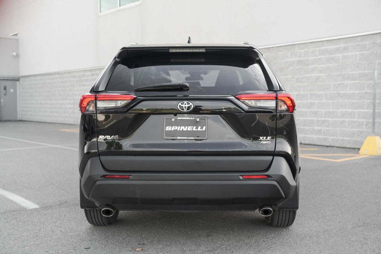 2021 Toyota RAV4 XLE AWD