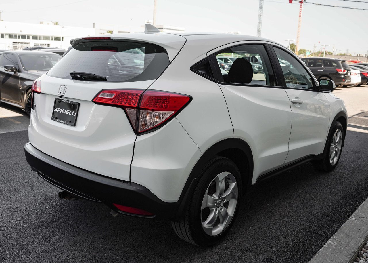 2016 Honda HR-V **LX**