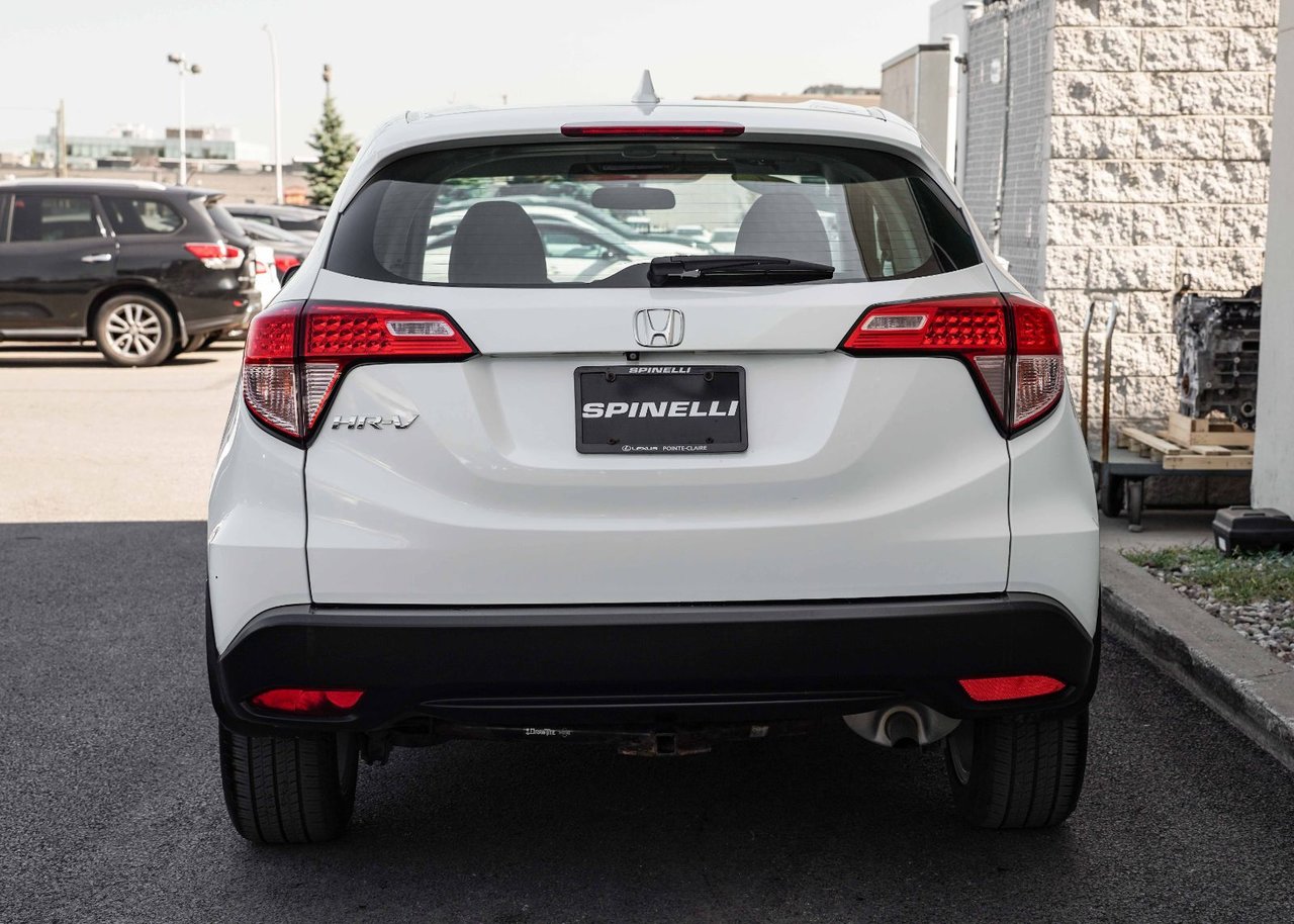 2016 Honda HR-V **LX**