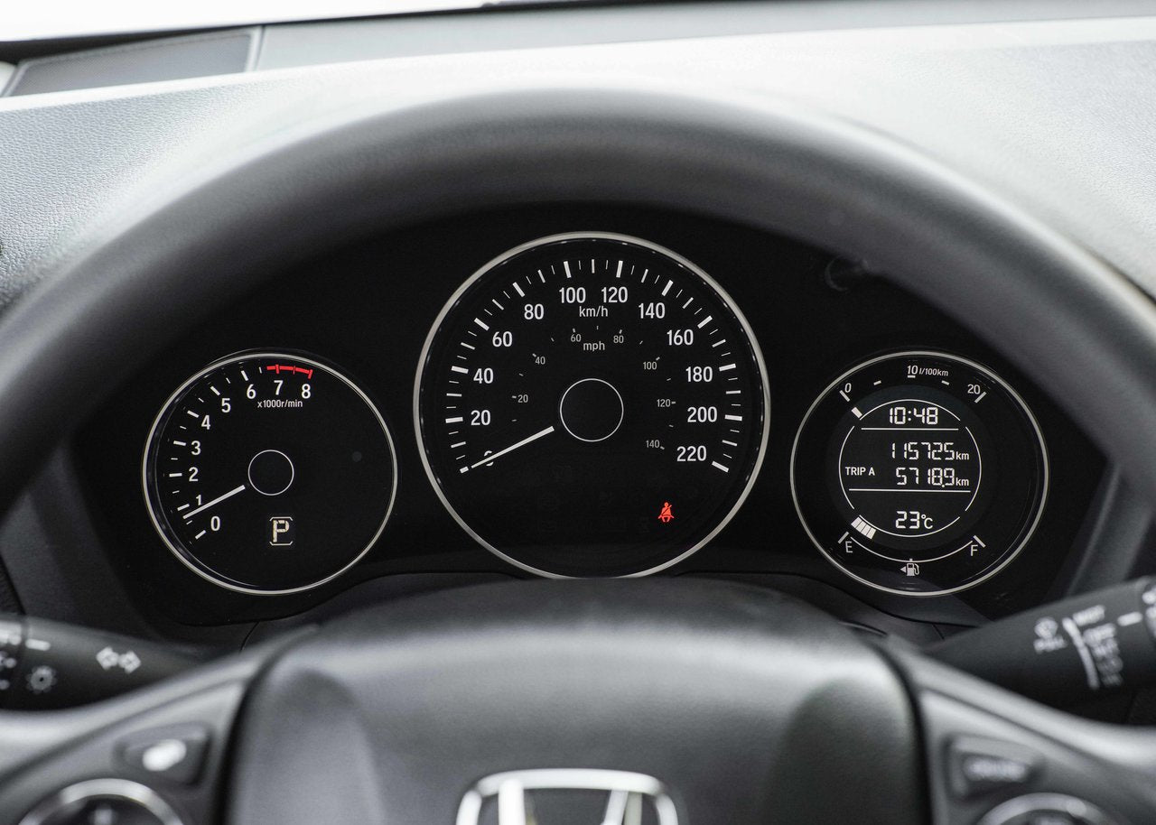 2016 Honda HR-V **LX**